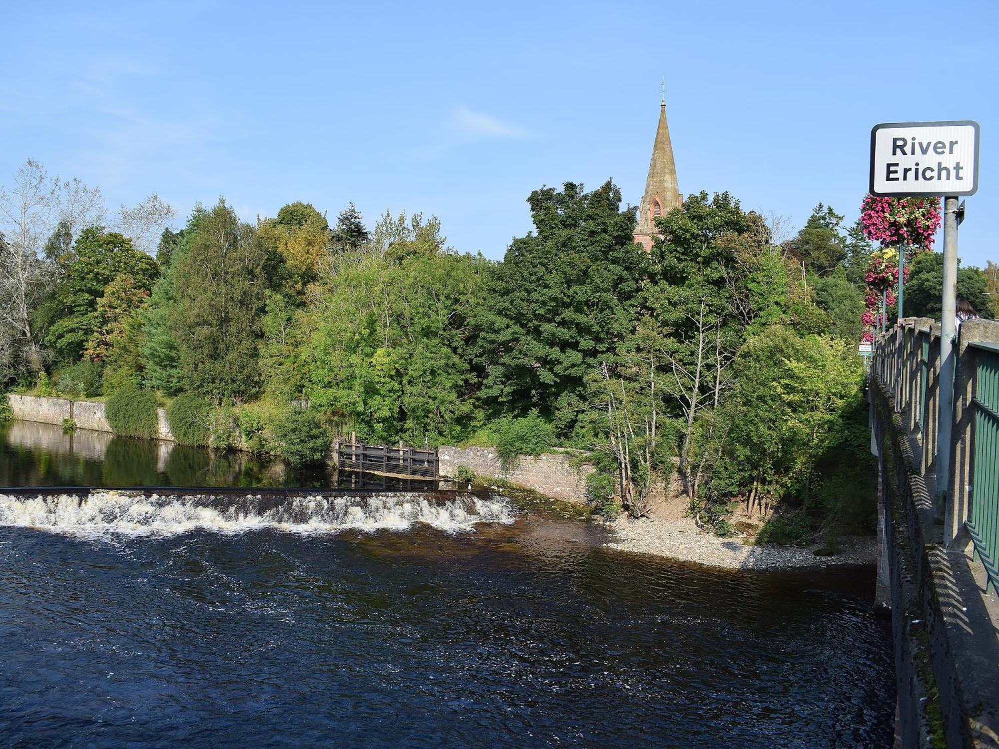 The White House Villa Pitlochry Exterior photo