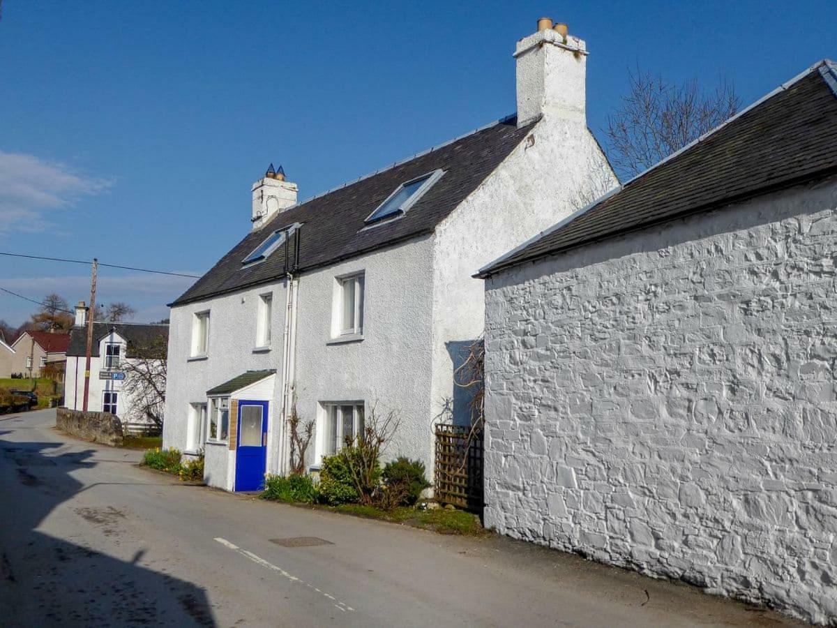 The White House Villa Pitlochry Exterior photo